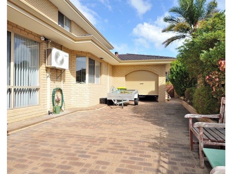 30 Leeuwin Parade, Rockingham WA 6168