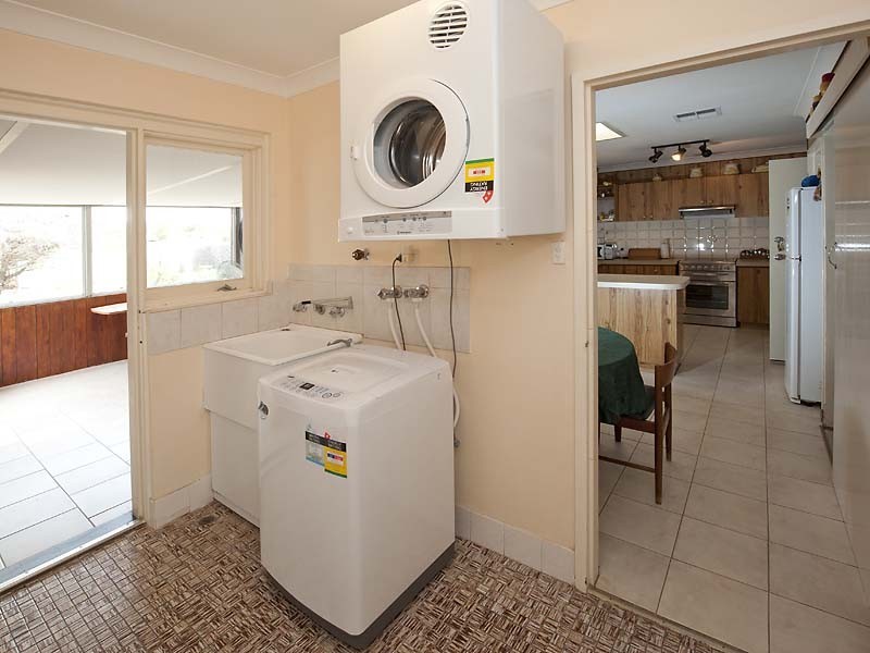 19 Unnaro Street, Hillman WA 6168