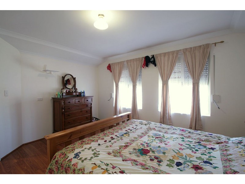 13 Plaistowe Boulevard, Byford WA 6122
