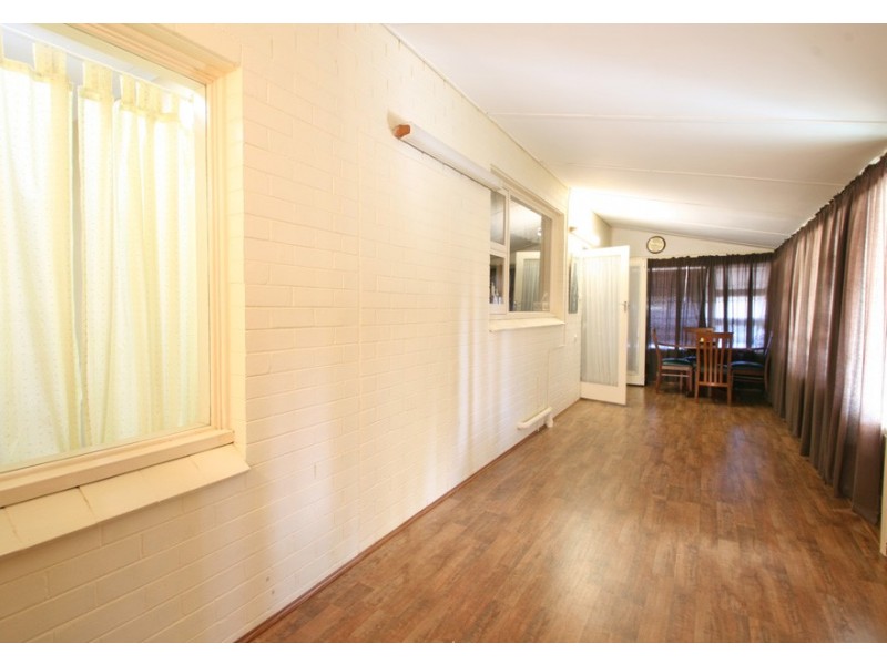 80 Kent Street, Rockingham WA 6168