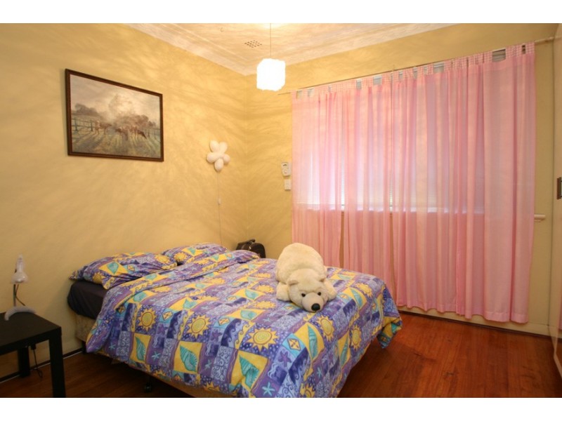 80 Kent Street, Rockingham WA 6168