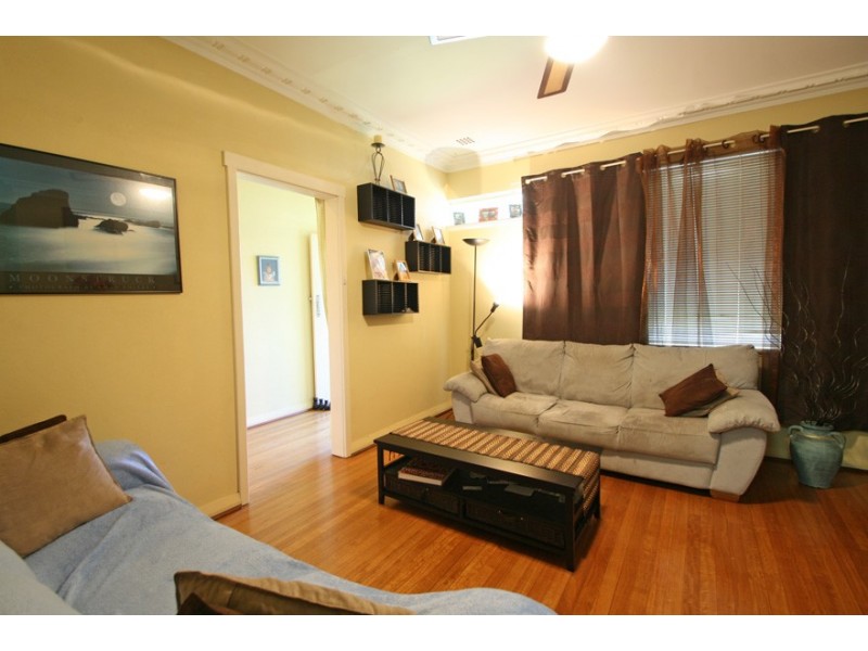 80 Kent Street, Rockingham WA 6168