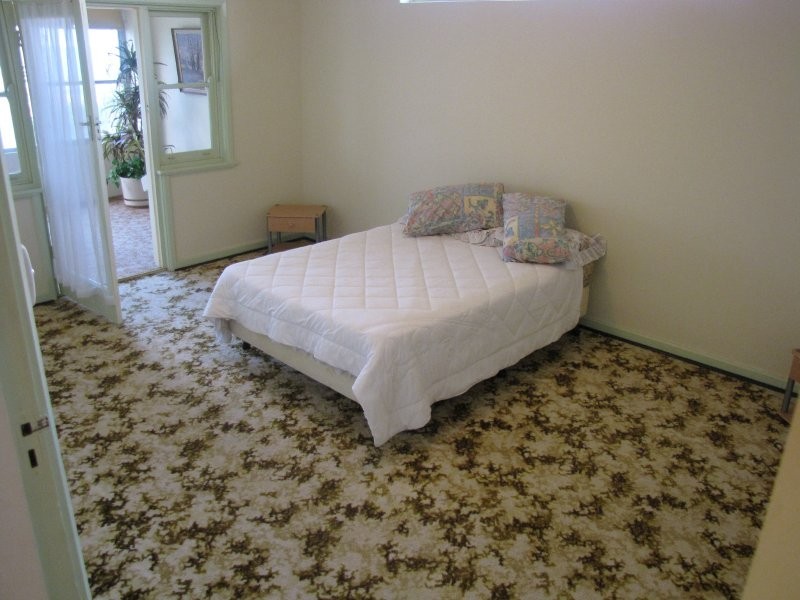 308 SAFETY BAY ROAD, Safety Bay WA 6169