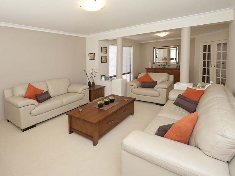 5 Cardiff Place, Warnbro WA 6169