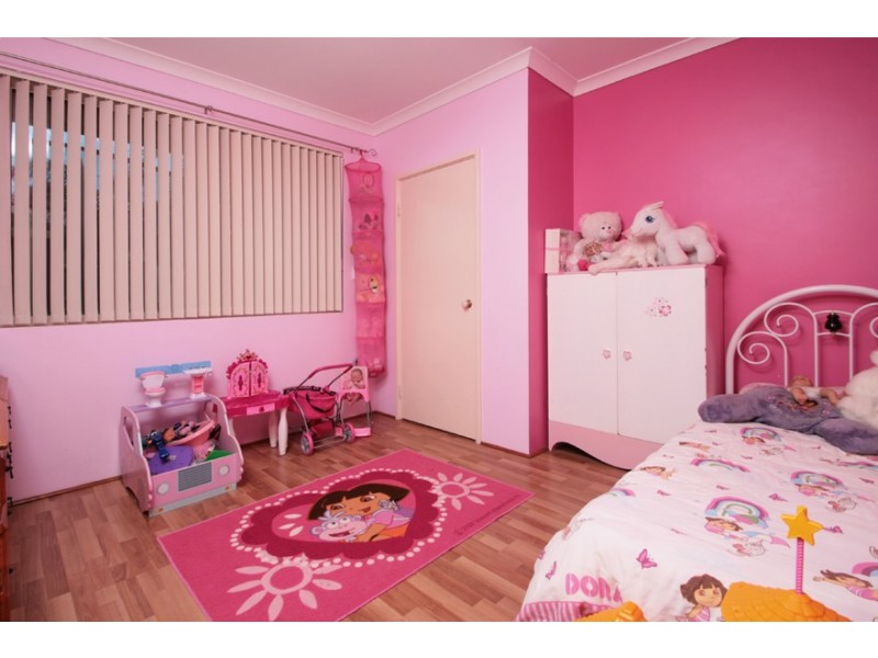 10 Rees Crescent, Rockingham WA 6168