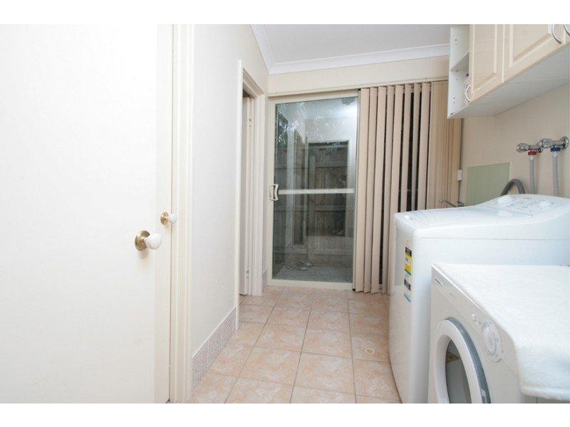 10 Rees Crescent, Rockingham WA 6168