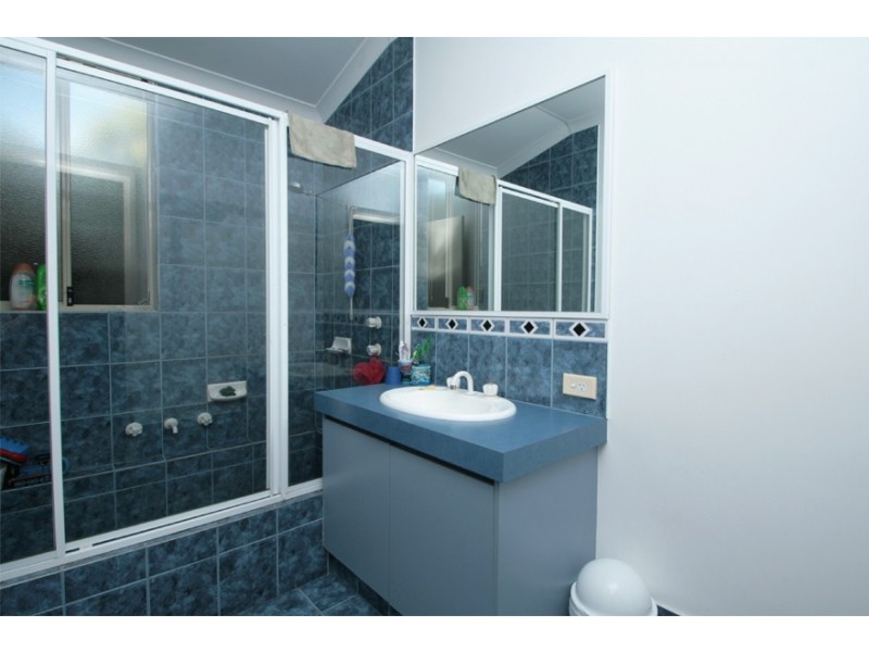 10 Rees Crescent, Rockingham WA 6168