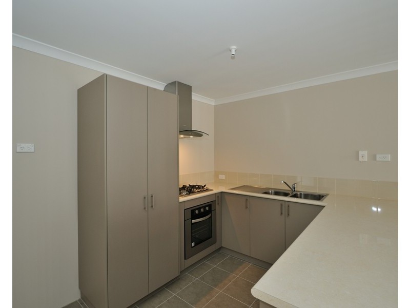213B Willmott Drive, Waikiki WA 6169