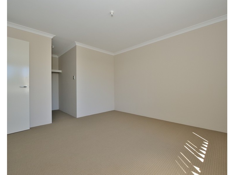 213B Willmott Drive, Waikiki WA 6169