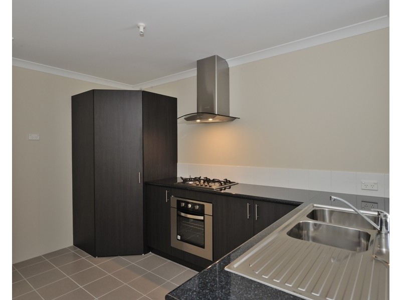 213C Willmott Drive, Waikiki WA 6169