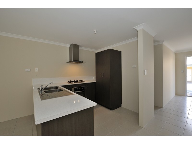 213E Willmott Drive, Waikiki WA 6169