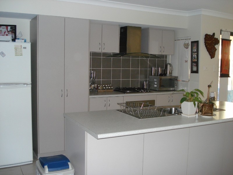 16 Cervantes Ave, Baldivis WA 6171