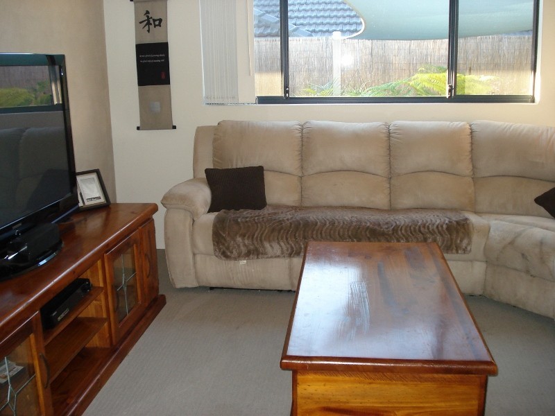 16 Cervantes Ave, Baldivis WA 6171