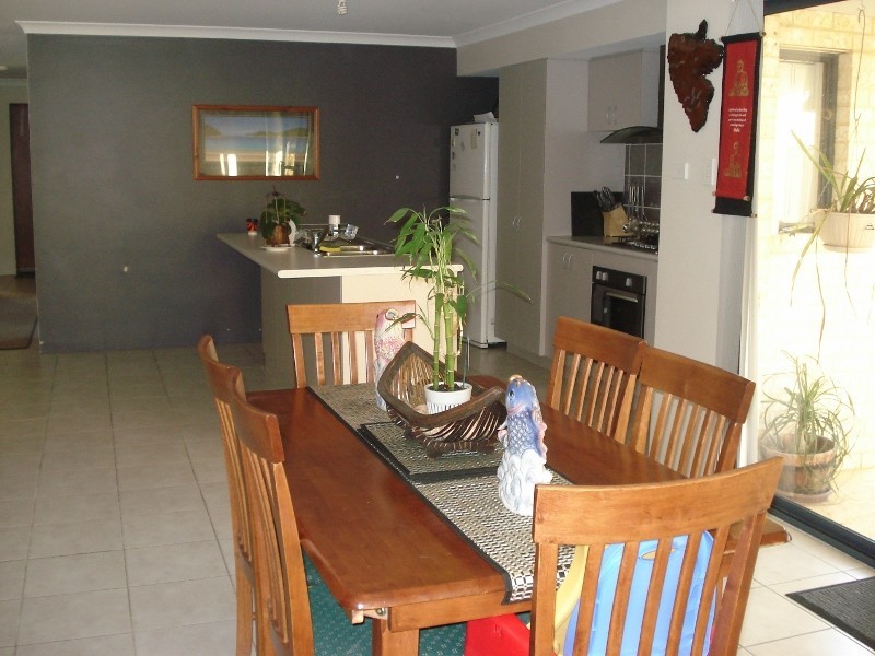 16 Cervantes Ave, Baldivis WA 6171