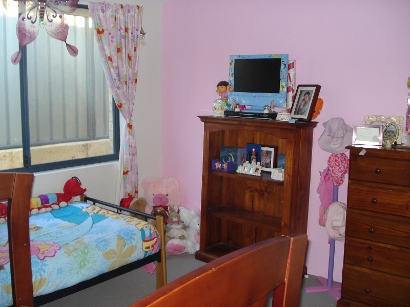 16 Cervantes Ave, Baldivis WA 6171