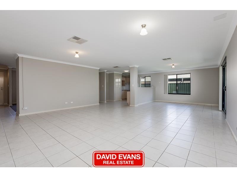 11 Corfu Pass, Port Kennedy WA 6172