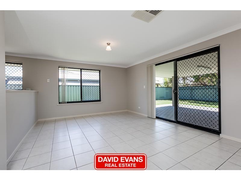 11 Corfu Pass, Port Kennedy WA 6172