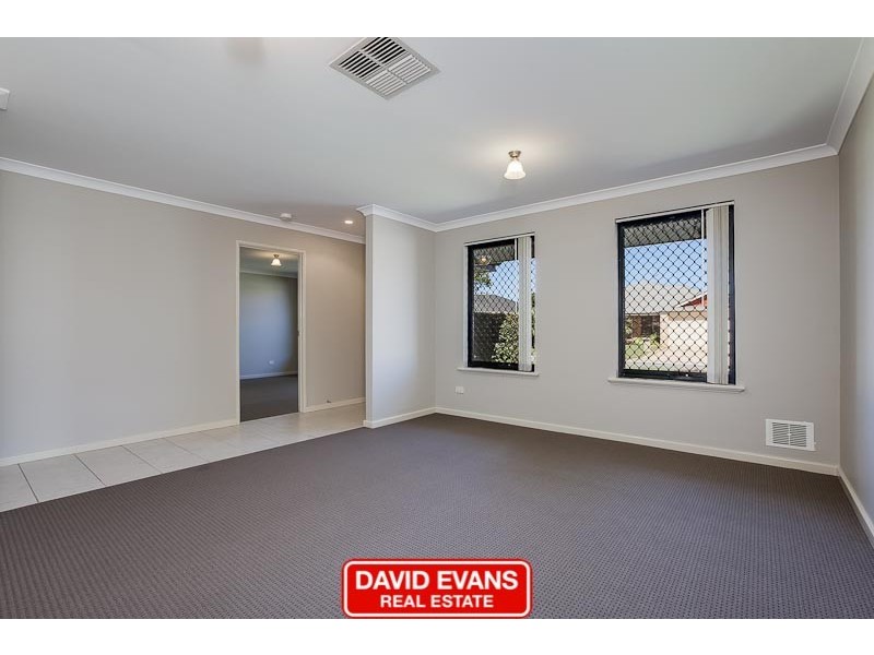 11 Corfu Pass, Port Kennedy WA 6172