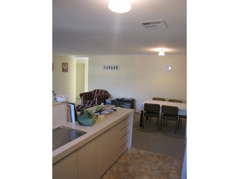 43 Nabberu Loop, Cooloongup WA 6168