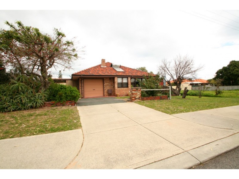 1 Fourth Avenue, Shoalwater WA 6169