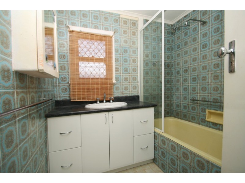 1 Fourth Avenue, Shoalwater WA 6169