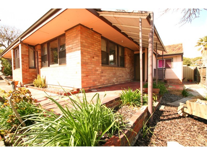 1 Fourth Avenue, Shoalwater WA 6169