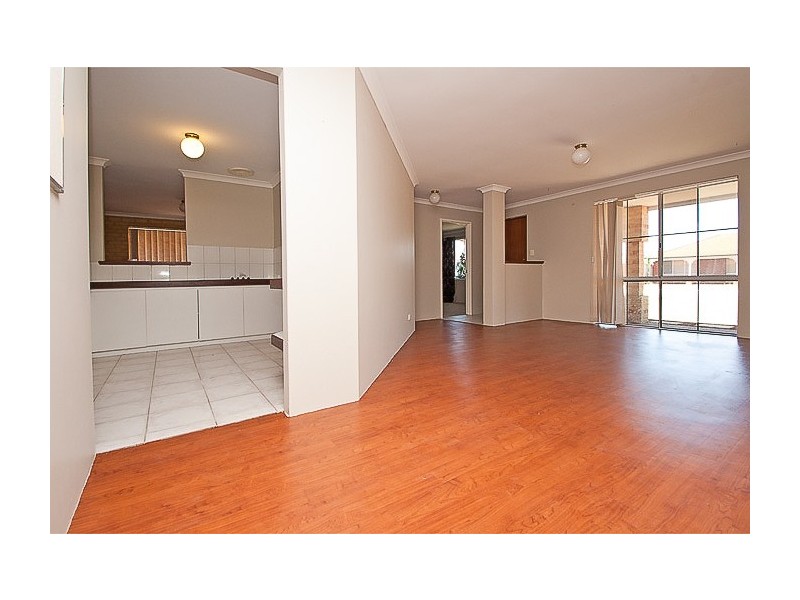 6 Kentia Close, Warnbro WA 6169