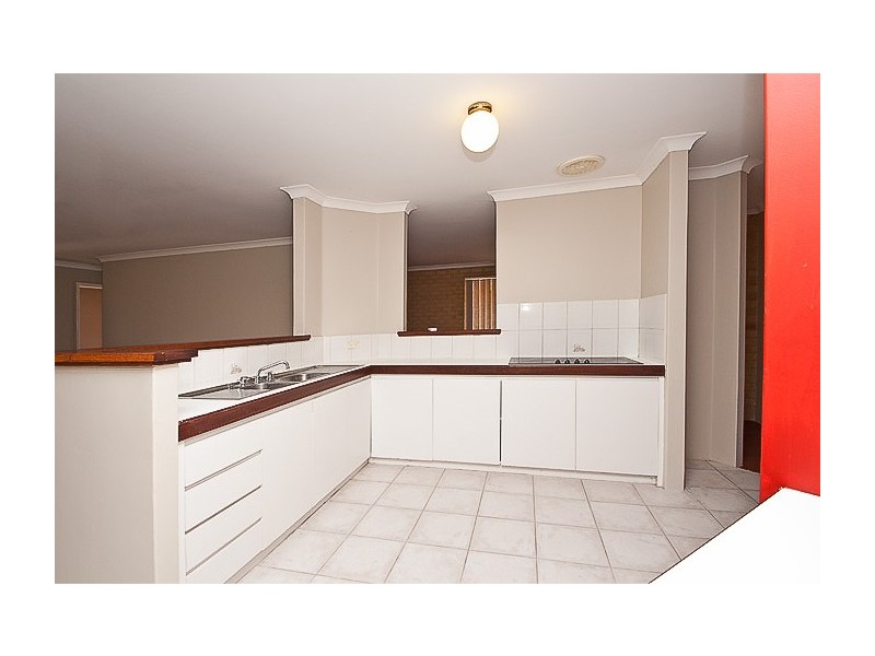 6 Kentia Close, Warnbro WA 6169