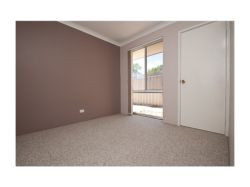 6 Kentia Close, Warnbro WA 6169