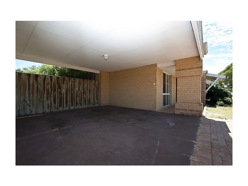 6 Kentia Close, Warnbro WA 6169
