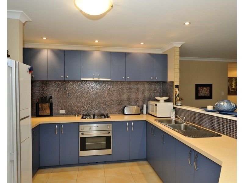 8 Vernon Gough Drive, Baldivis WA 6171