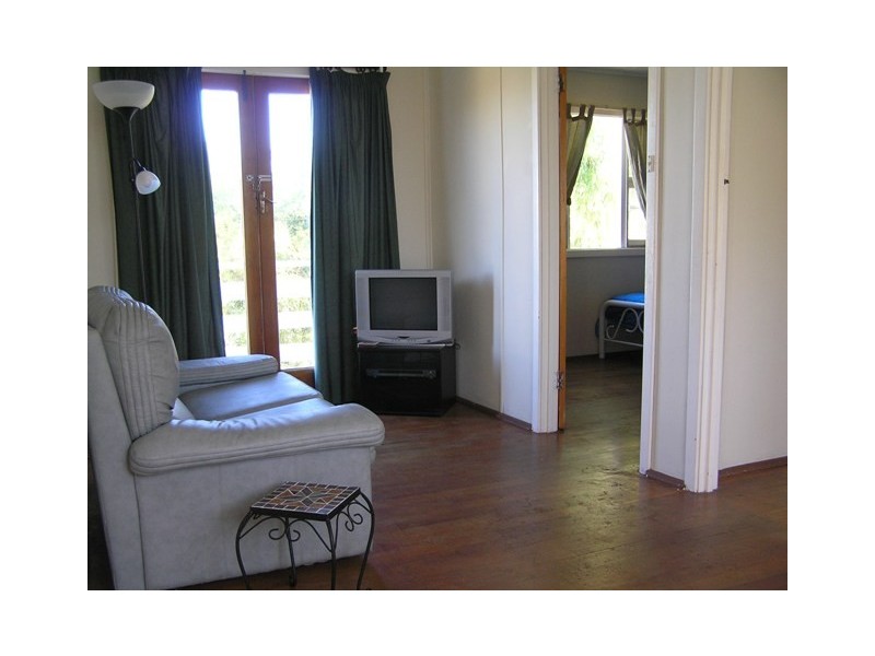 15 South Road, Shoalwater WA 6169