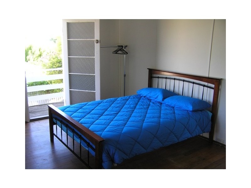 15 South Road, Shoalwater WA 6169