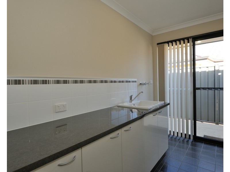 1A Crest Place, Safety Bay WA 6169