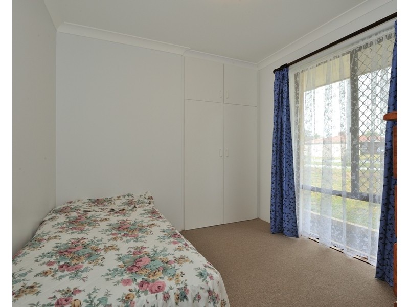 4 Westerly Way, Cooloongup WA 6168