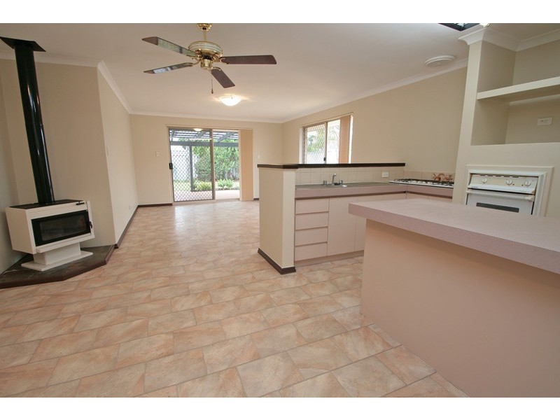 25 La Grange Place, Meadow Springs WA 6210