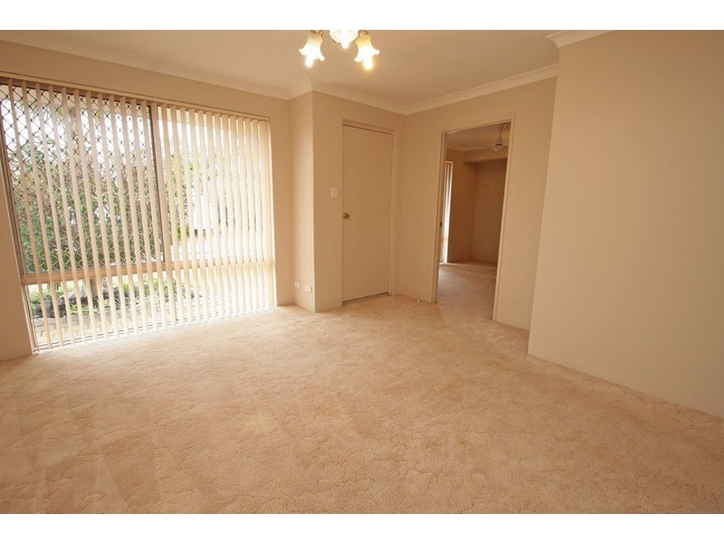 25 La Grange Place, Meadow Springs WA 6210