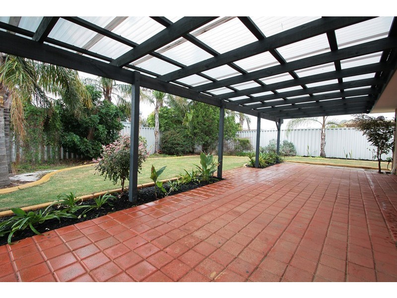 25 La Grange Place, Meadow Springs WA 6210