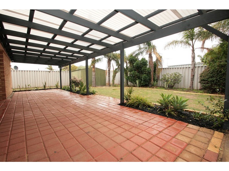 25 La Grange Place, Meadow Springs WA 6210