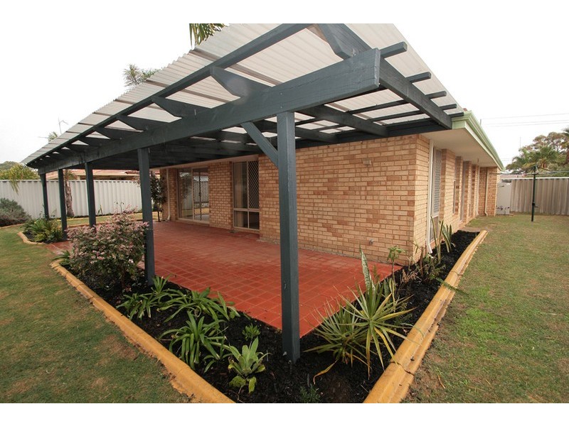 25 La Grange Place, Meadow Springs WA 6210