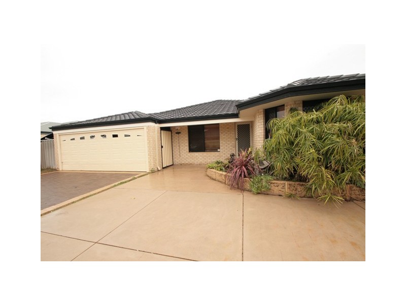 4 Belmez Turn, Port Kennedy WA 6172