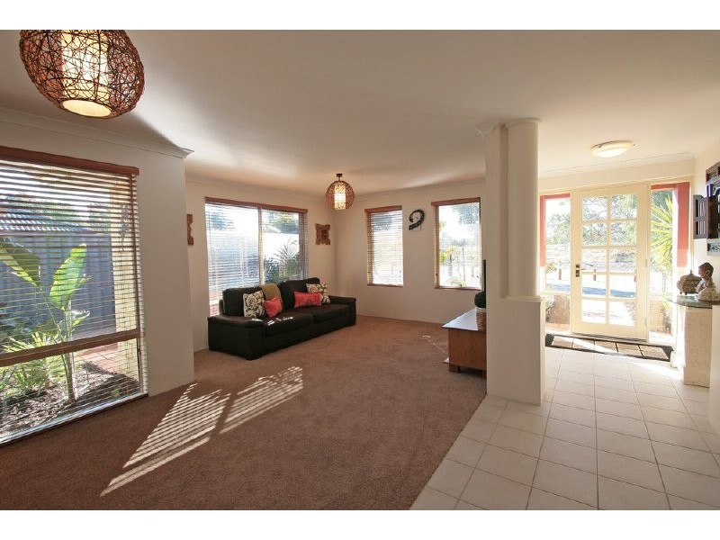 14  Crinia Drive, Baldivis WA 6171