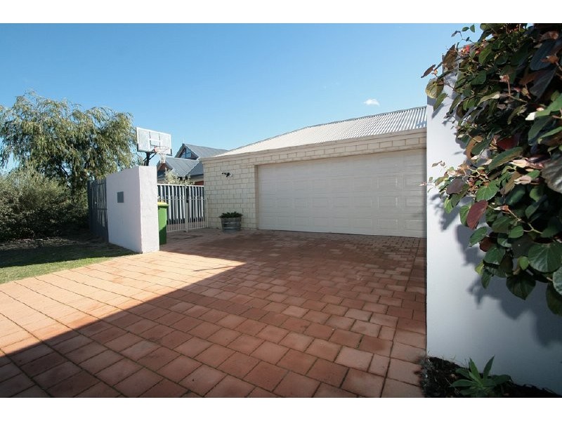 14  Crinia Drive, Baldivis WA 6171