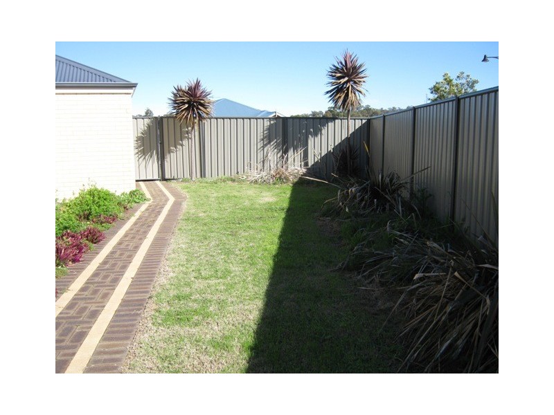 12 Lasseter St, Baldivis WA 6171