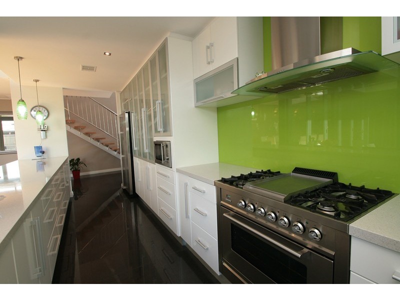 32 Fifth Avenue, Shoalwater WA 6169