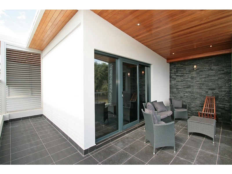 32 Fifth Avenue, Shoalwater WA 6169