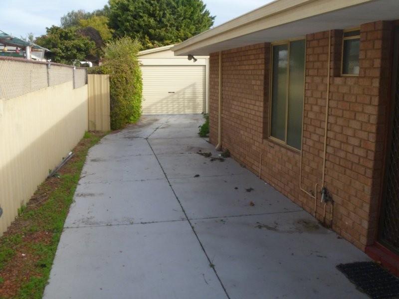 44 Park Drive, Cooloongup WA 6168