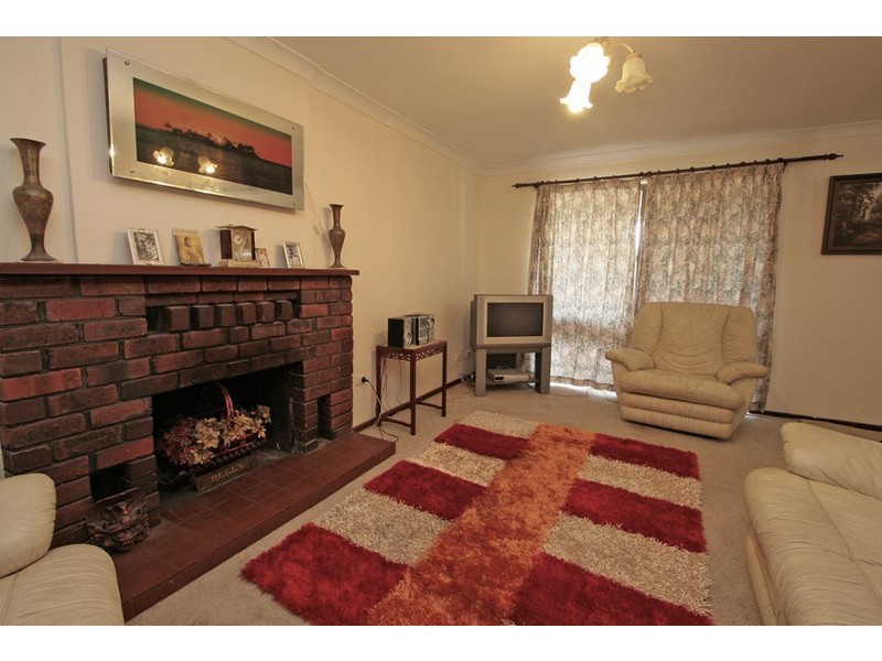 7 Haselmere Circus, Rockingham WA 6168