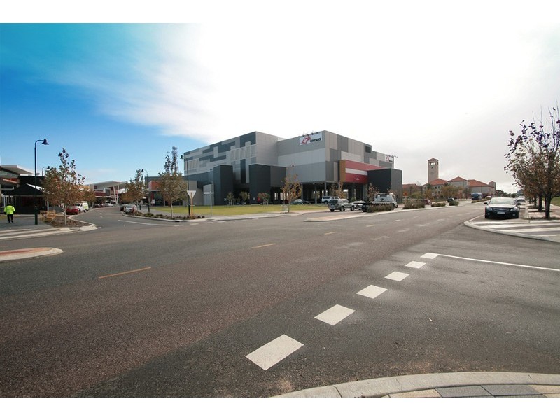 7 Haselmere Circus, Rockingham WA 6168