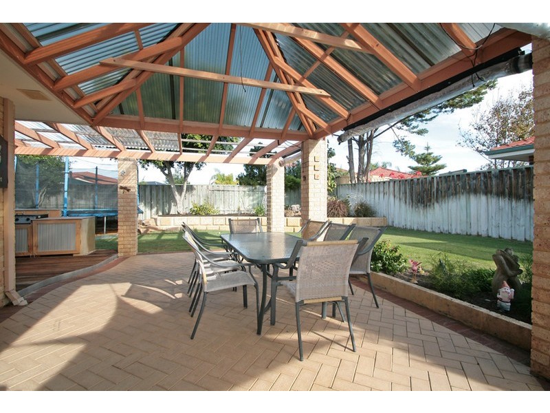 4  Swanson Way, Secret Harbour WA 6173